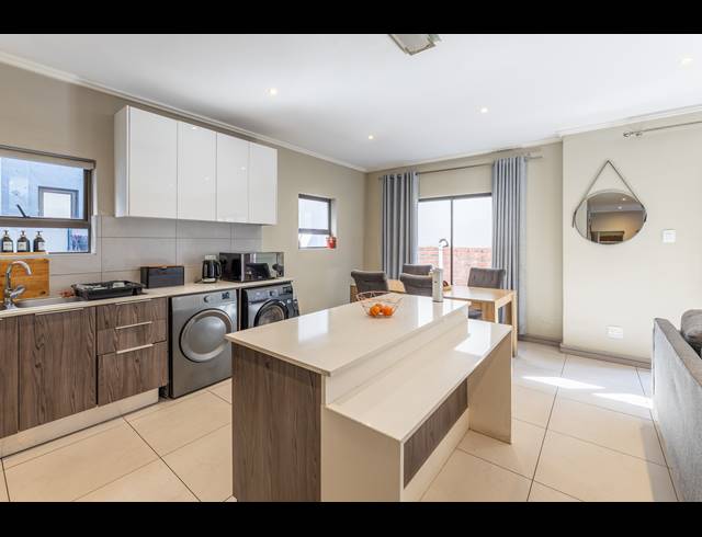 3 BEDROOM HOUSE FOR SALE IN BRYANSTON